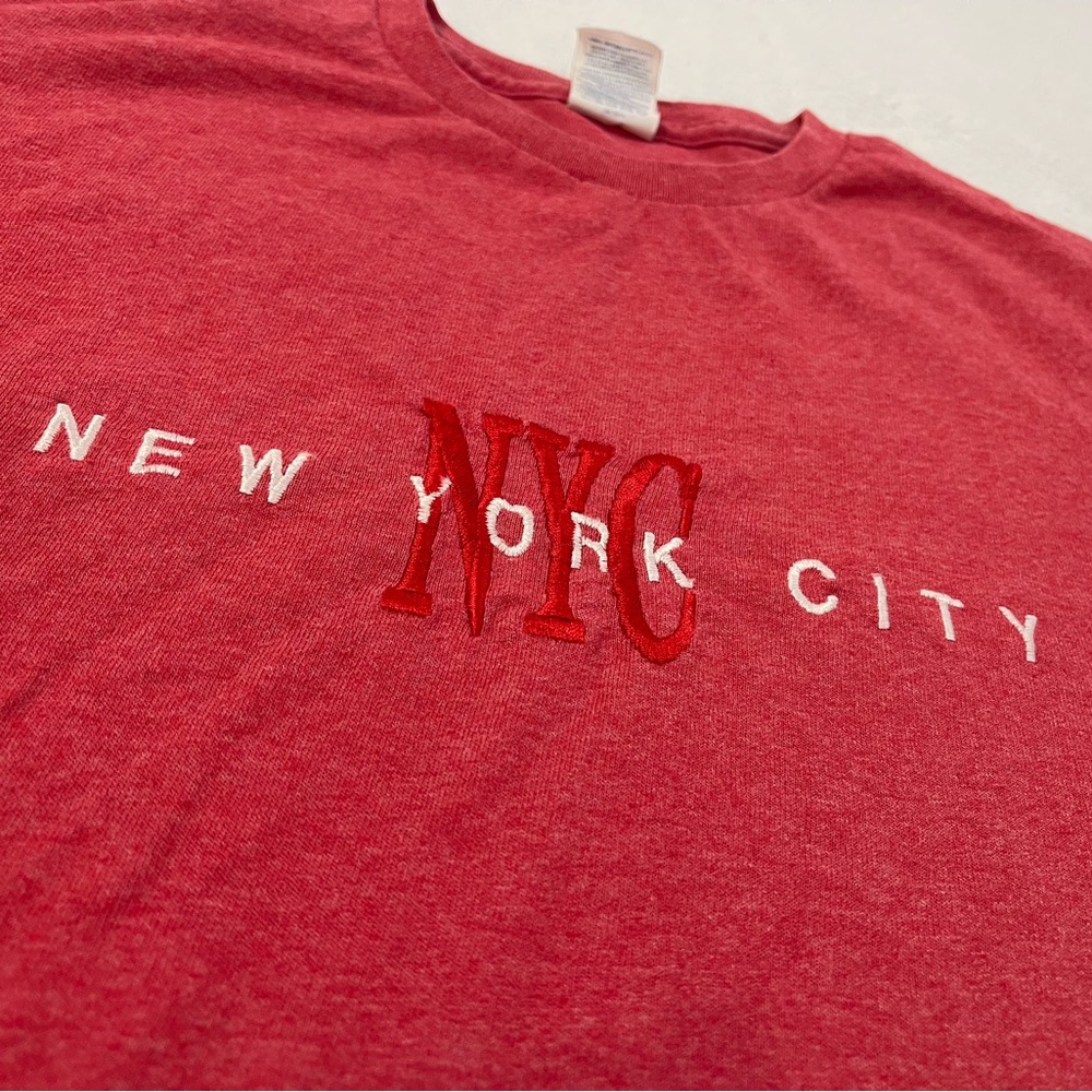 Vintage embroidered New York City t-shirt
